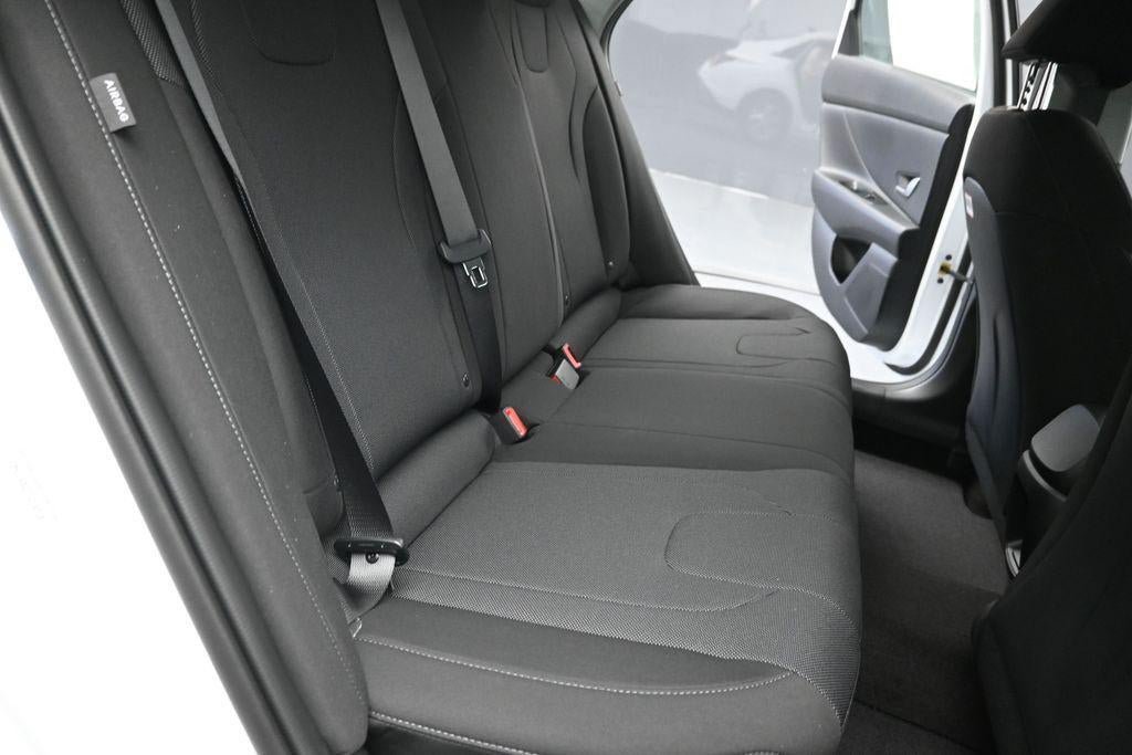 New 2026 Hyundai Elantra SE FWD image 27