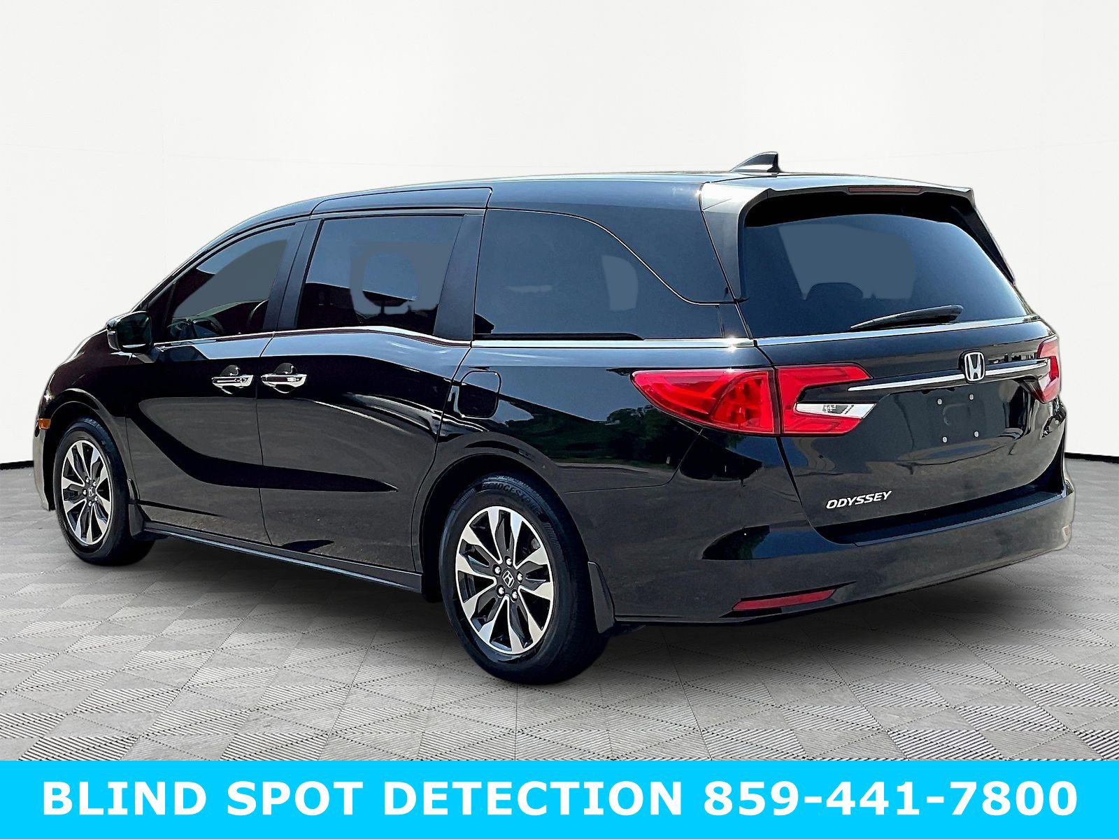 Used 2024 Honda Odyssey EX-L image 4