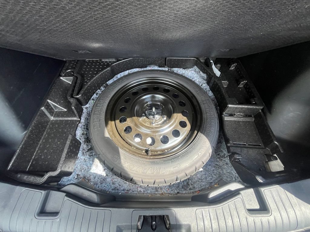 Used 2024 Ford Escape ST-Line w/ Tech Pack #1 AWD/4WD image 28