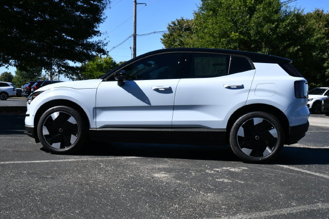 New 2026 Volvo EX30 Ultra w/ Protection Package Premier AWD/4WD image 4
