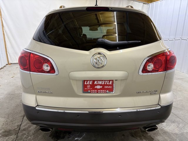 Used 2011 Buick Enclave CXL image 7