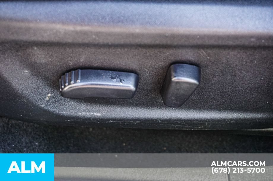 Used 2025 Nissan Altima 2.5 SV FWD image 45