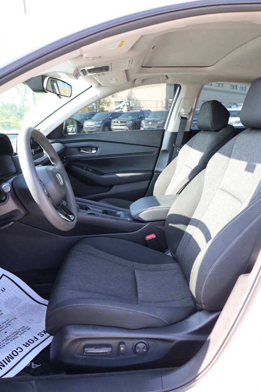 Used 2024 Honda Accord EX image 13