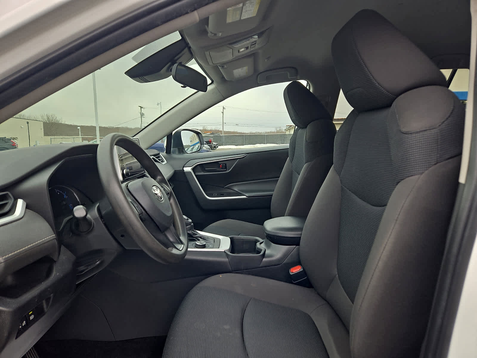 Used 2023 Toyota RAV4 LE image 15