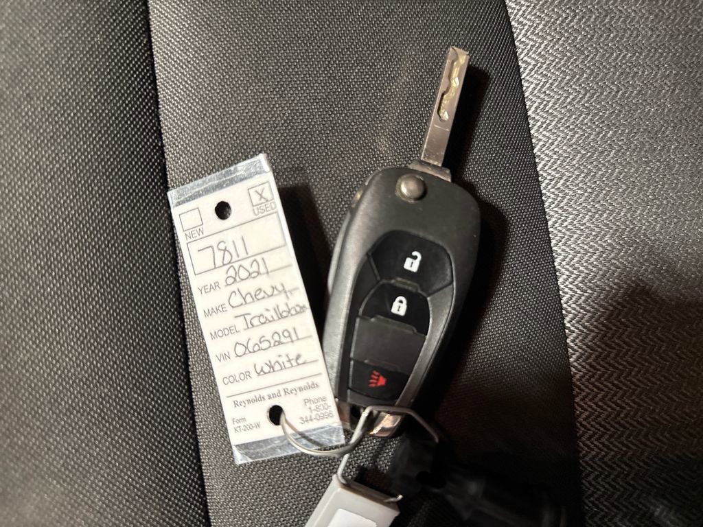 Used 2021 Chevrolet TrailBlazer LS FWD image 21