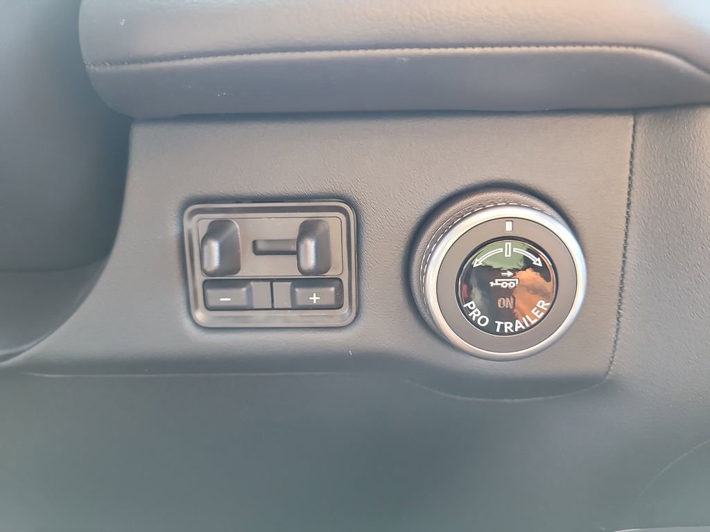 New 2025 Lincoln Navigator Black Label image 30