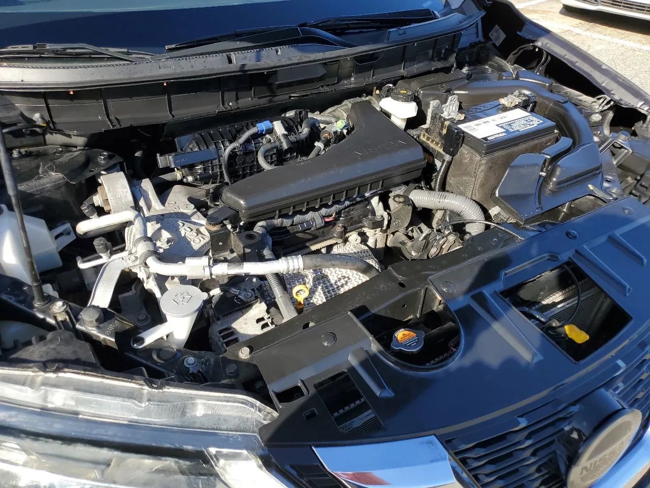 Used 2017 Nissan Rogue SV FWD image 41