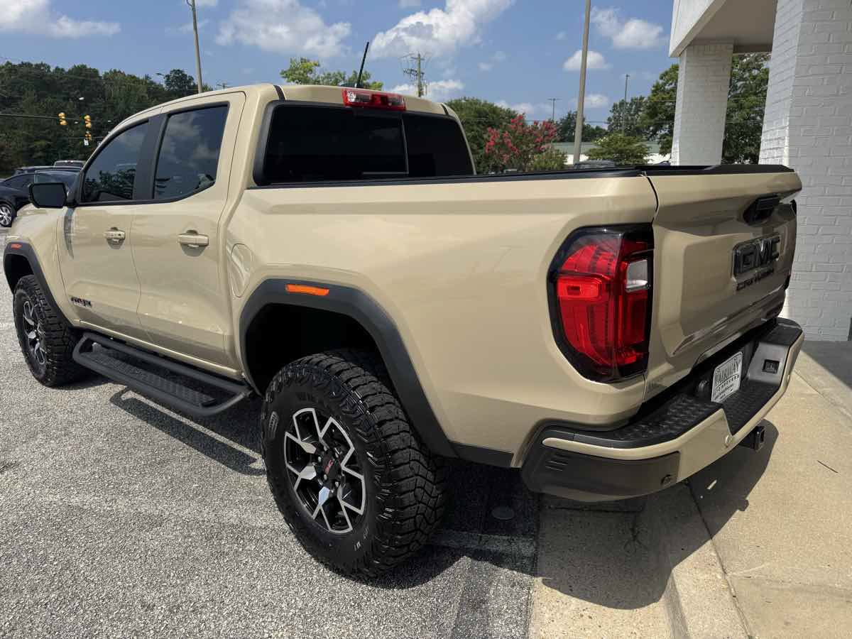 Used 2023 GMC Canyon AT4X AWD/4WD image 46