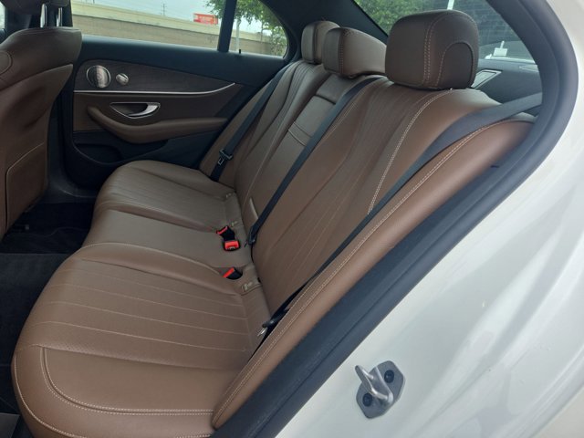 Certified 2022 Mercedes-Benz E 350 4MATIC Sedan image 18