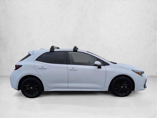 Used 2025 Toyota Corolla SE w/ SE Package FWD image 4