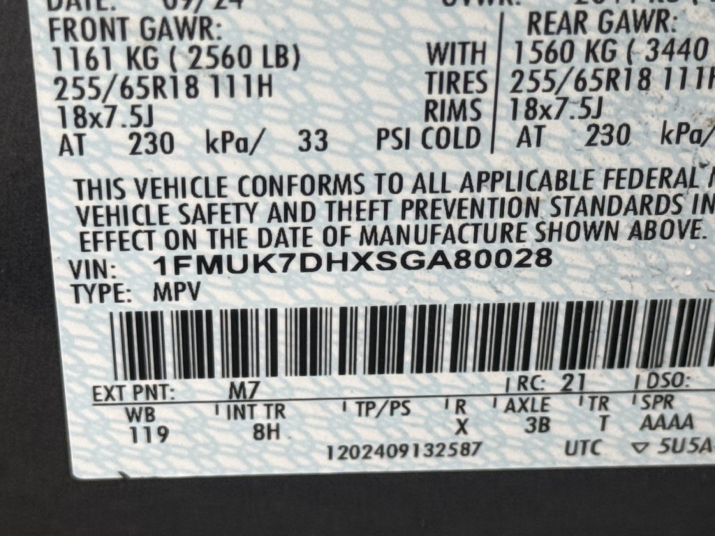 Used 2025 Ford Explorer Active RWD image 33