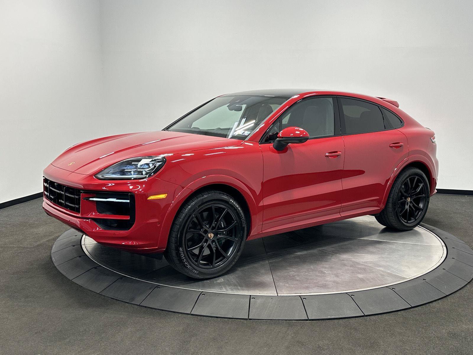 Certified 2026 Porsche Cayenne Coupe AWD/4WD image 1