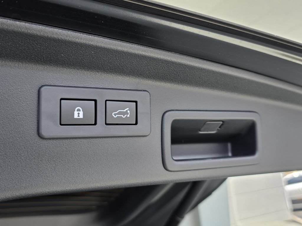 New 2026 Subaru Outback Limited AWD/4WD image 16