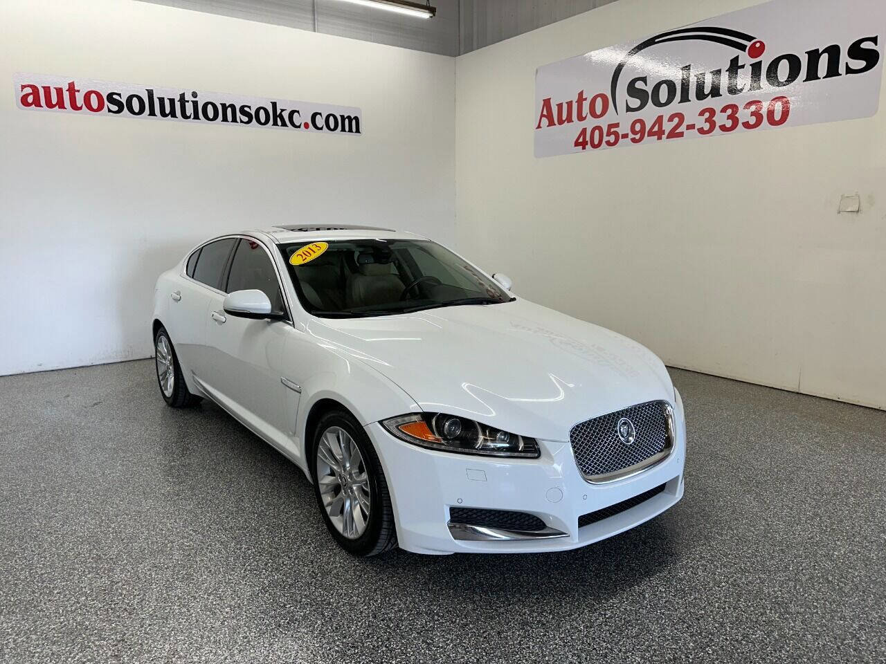 Used 2013 Jaguar XF 3.0 image 1