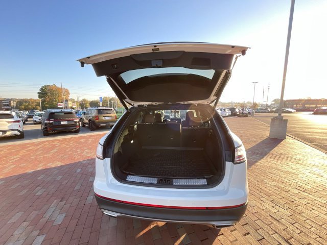 Used 2022 Lincoln Nautilus Reserve AWD/4WD image 31