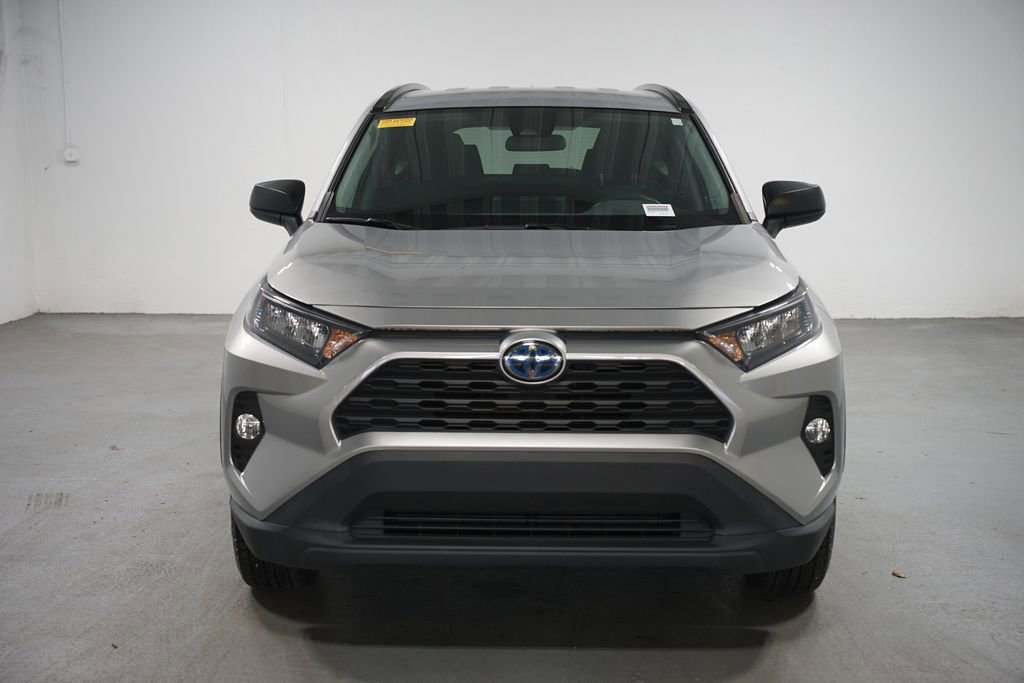 Certified 2022 Toyota RAV4 LE image 2