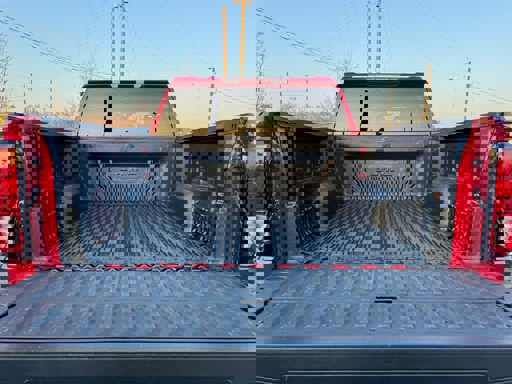 Used 2023 GMC Sierra 1500 Elevation image 8