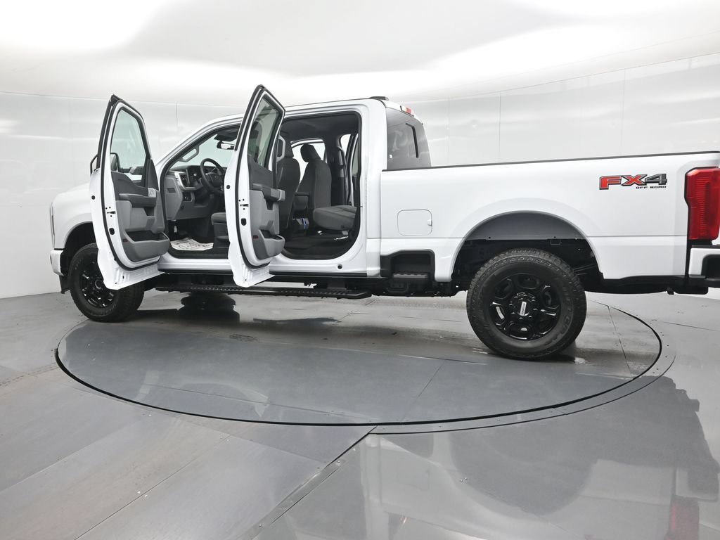 New 2026 Ford F250 XL w/ STX Appearance Package AWD/4WD image 32