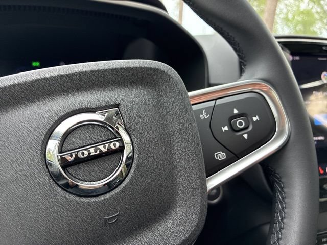 New 2026 Volvo XC40 B5 Ultra w/ Protection Package Premier AWD/4WD image 29