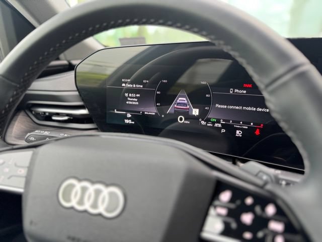 Certified 2025 Audi Q5 Premium w/ Convenience Package AWD/4WD image 13
