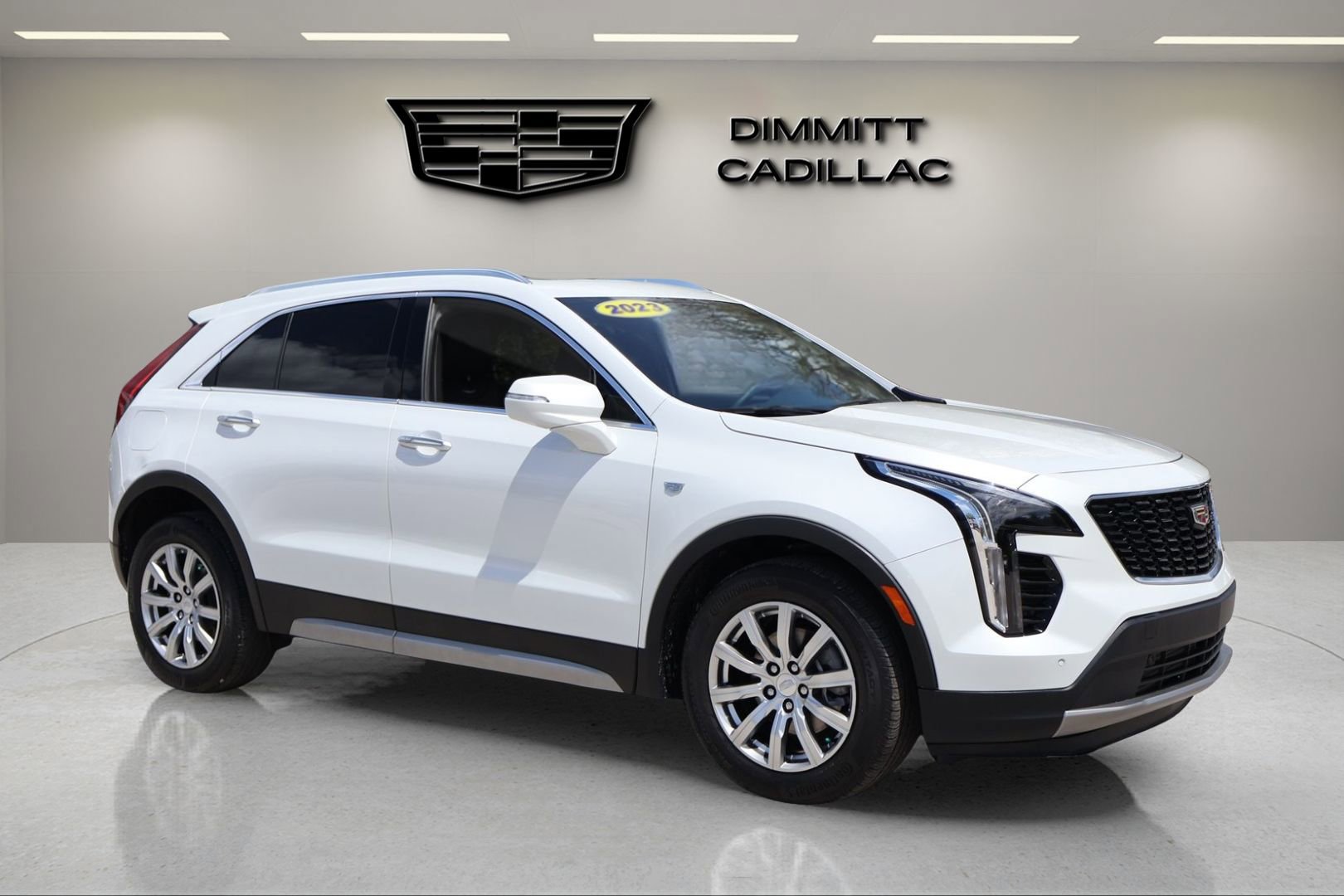 Used 2023 Cadillac XT4 Premium Luxury image 7
