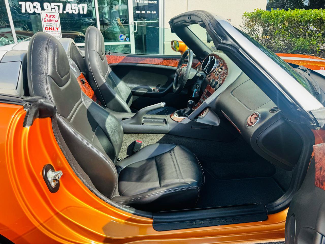 Used 2006 Pontiac Solstice Convertible w/ Premium Package RWD image 15