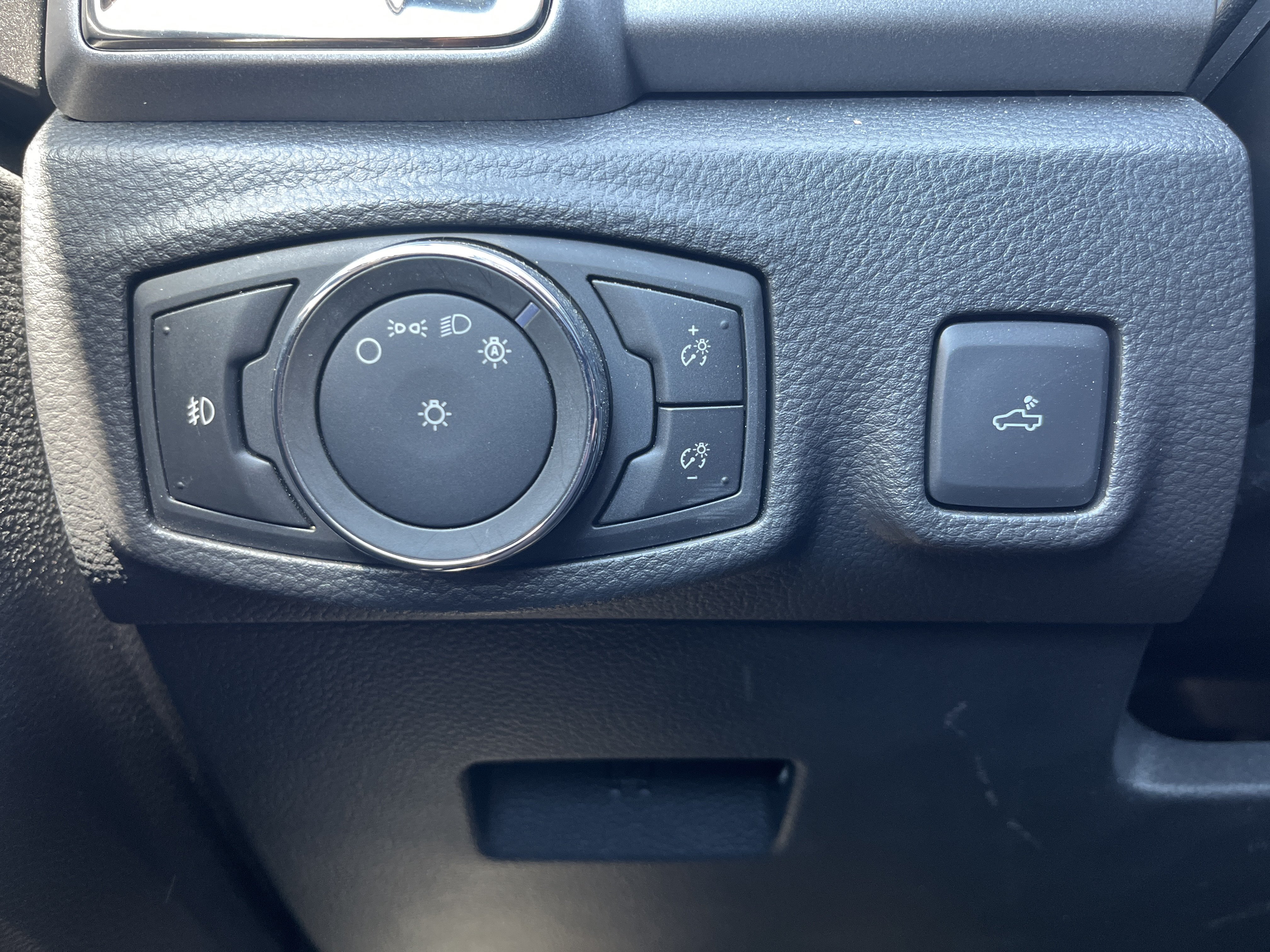 Used 2022 Ford Ranger XLT w/ Equipment Group 302A High AWD/4WD image 24