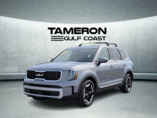 Used 2025 Kia Telluride EX w/ EX Captain's Chair Package