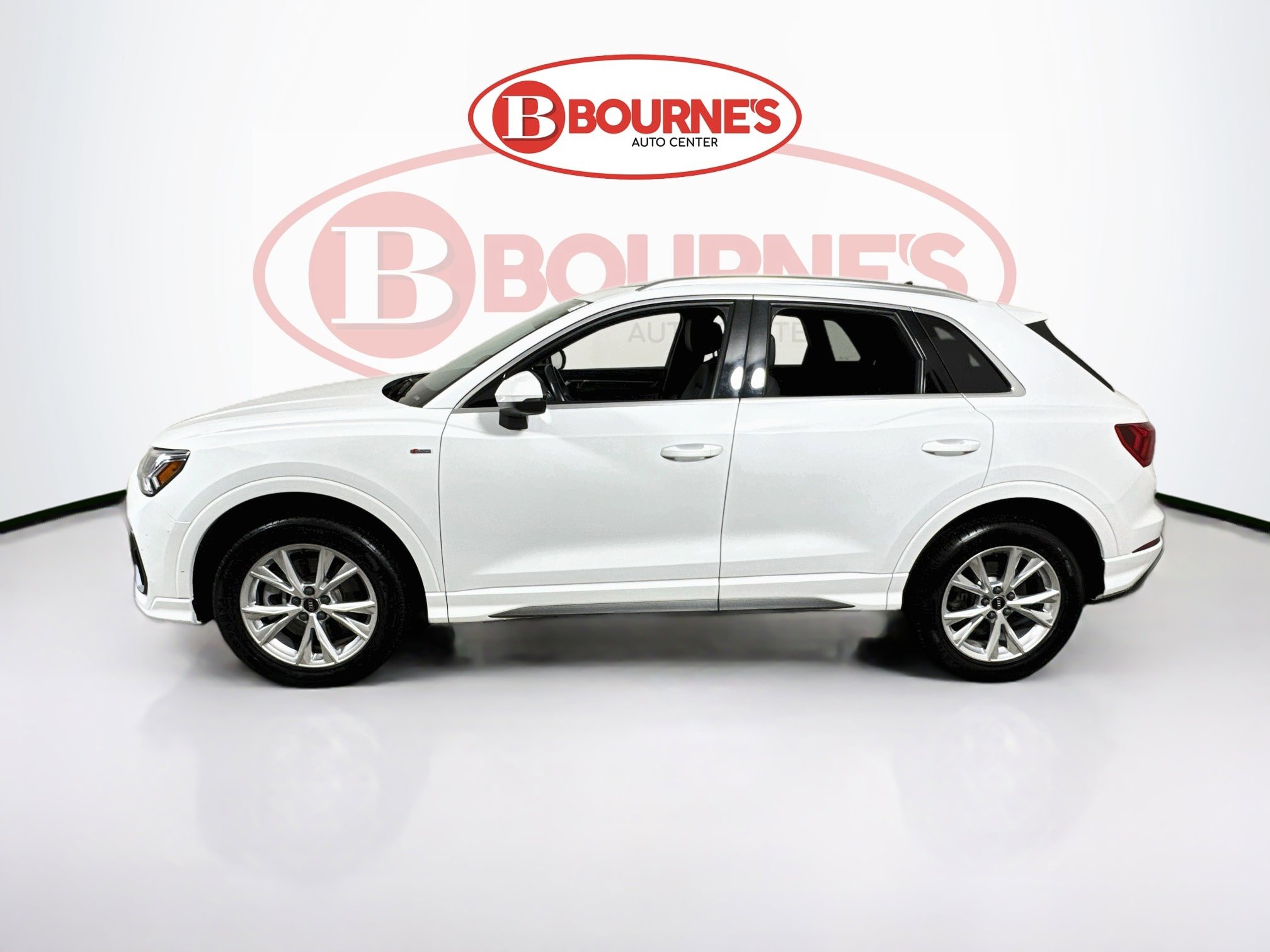 Used 2024 Audi Q3 2.0T Premium AWD/4WD image 7