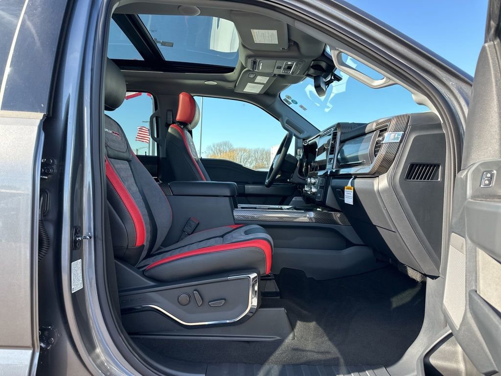 Used 2024 Ford F250 Lariat w/ Lariat Ultimate Package image 30