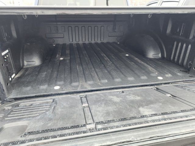 Used 2022 Ford F150 Lariat w/ Equipment Group 502A High image 6