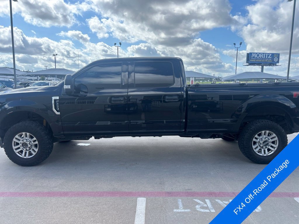 Used 2018 Ford F250 XLT w/ XLT Value Package AWD/4WD image 3