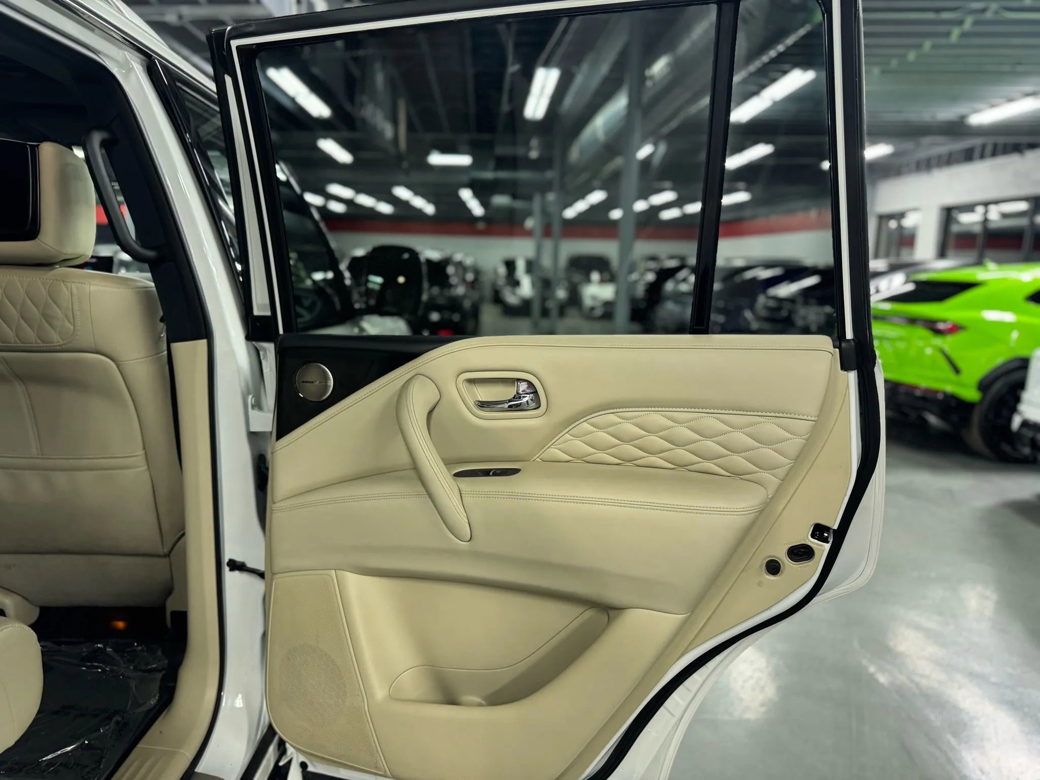 Used 2023 INFINITI QX80 Sensory w/ Cargo Package image 22