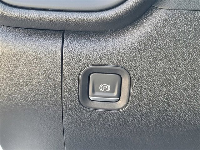 Used 2024 Chevrolet Silverado 1500 Custom image 23