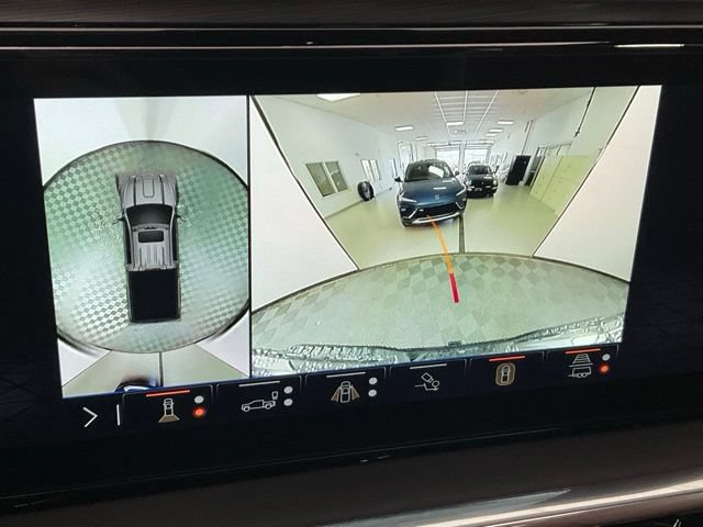 Used 2024 GMC Sierra 2500 Denali Ultimate w/ Max Trailering Package AWD/4WD image 11