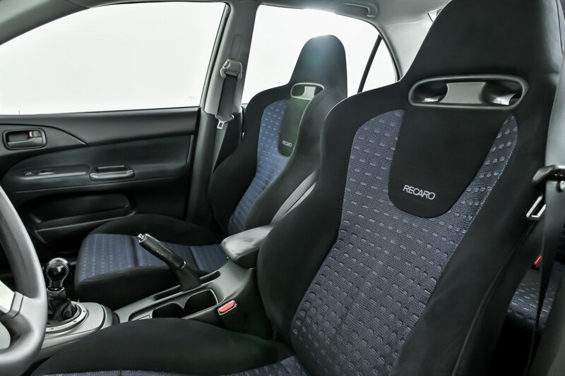 Used 2003 Mitsubishi Lancer Evolution AWD/4WD image 20