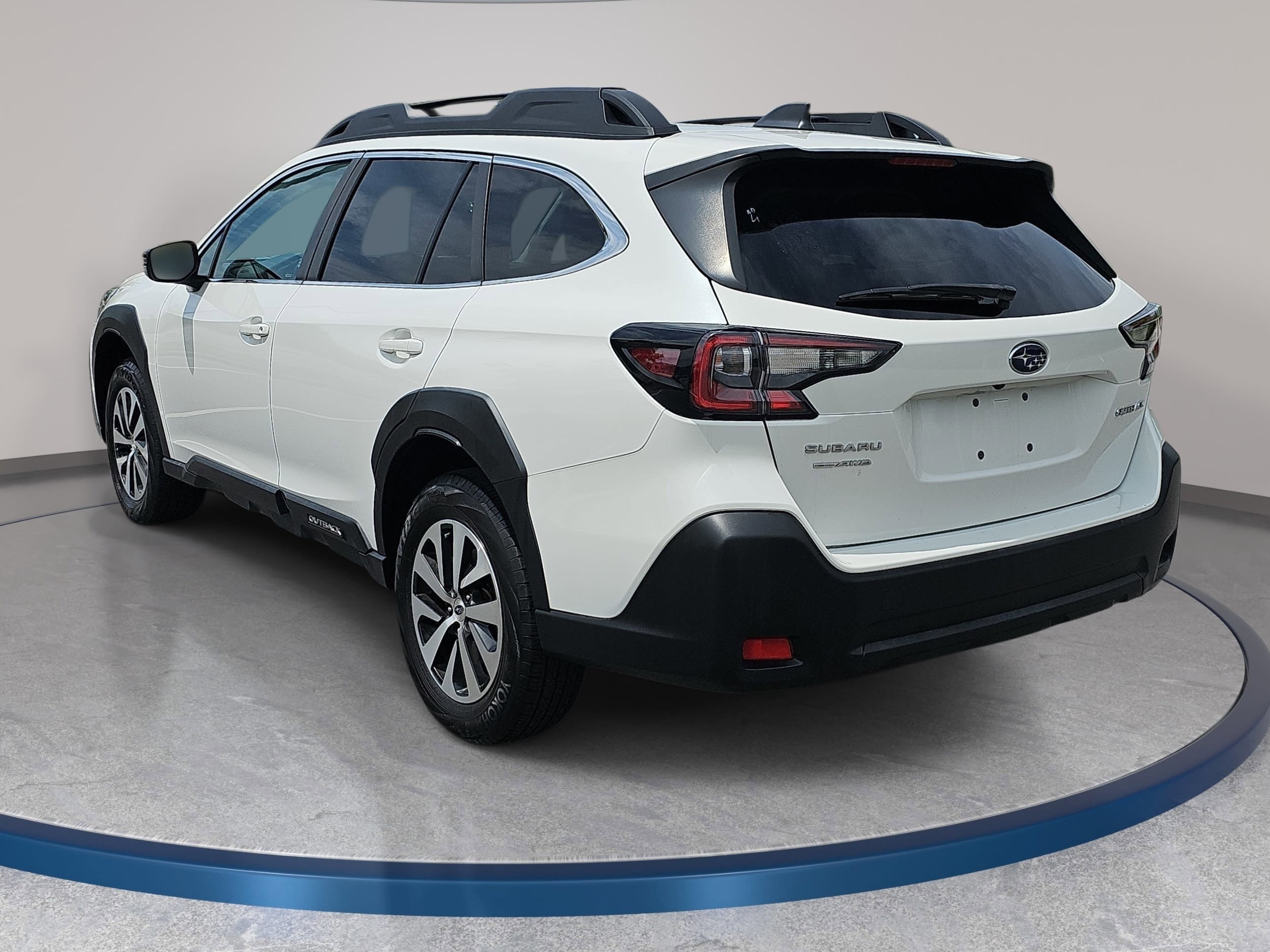 Used 2023 Subaru Outback Premium AWD/4WD image 7