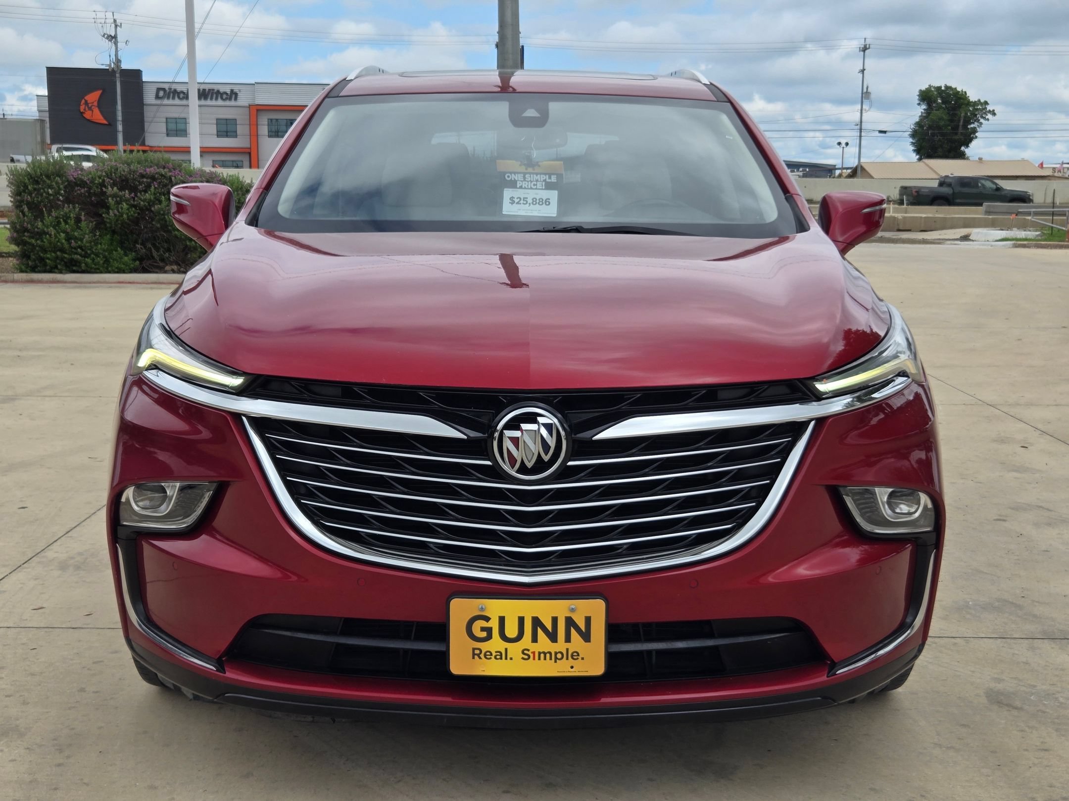 Certified 2023 Buick Enclave Essence w/ Experience Buick Package FWD image 2
