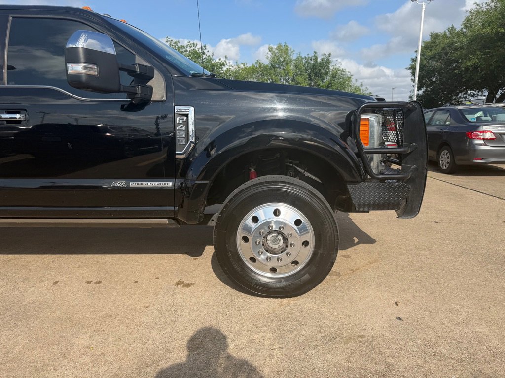 Used 2017 Ford F450 Platinum w/ Platinum Ultimate Package AWD/4WD image 6