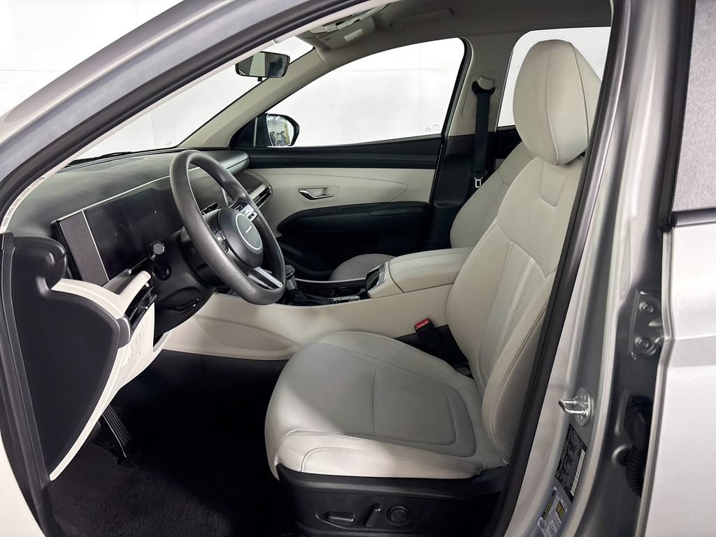Used 2025 Hyundai Tucson SEL AWD/4WD image 11