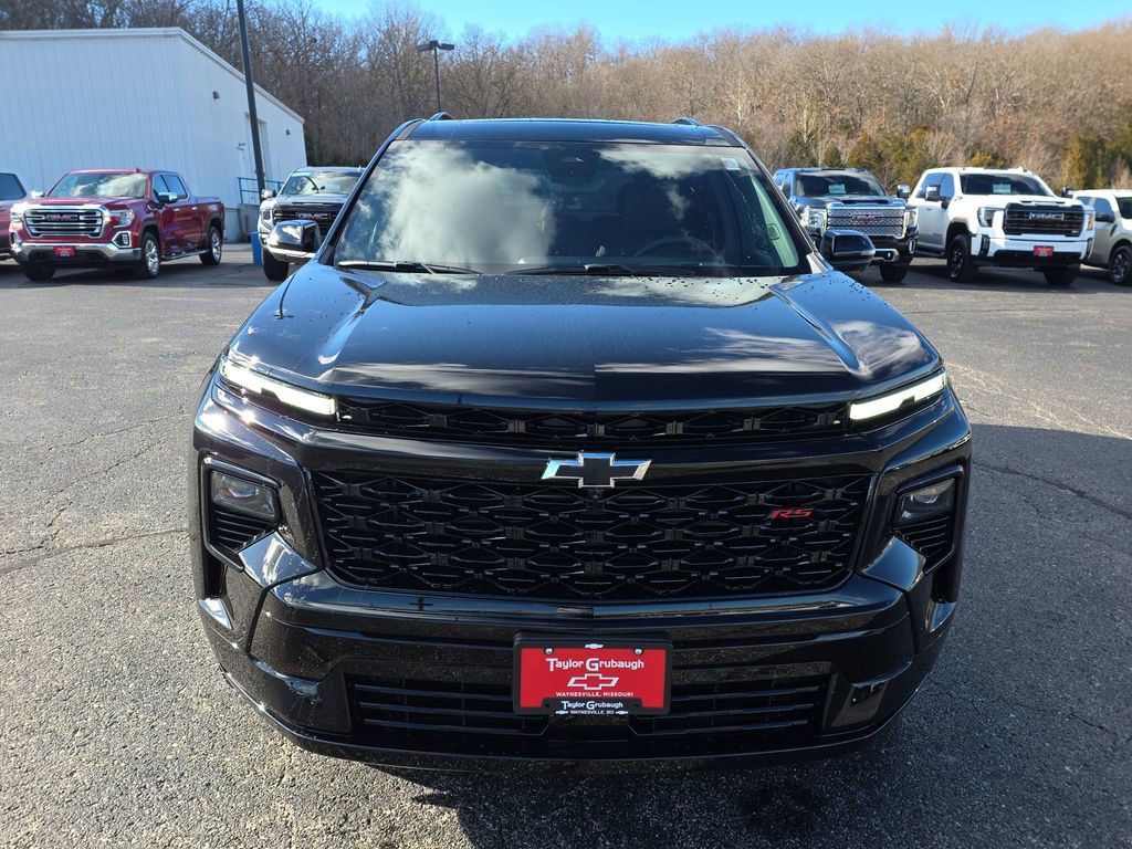 New 2026 Chevrolet Traverse RS w/ LPO, Floor Liner Package AWD/4WD image 3