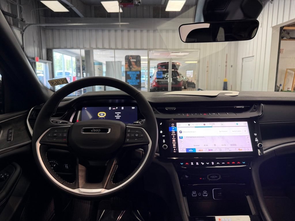 New 2026 Jeep Grand Cherokee Limited AWD/4WD image 15