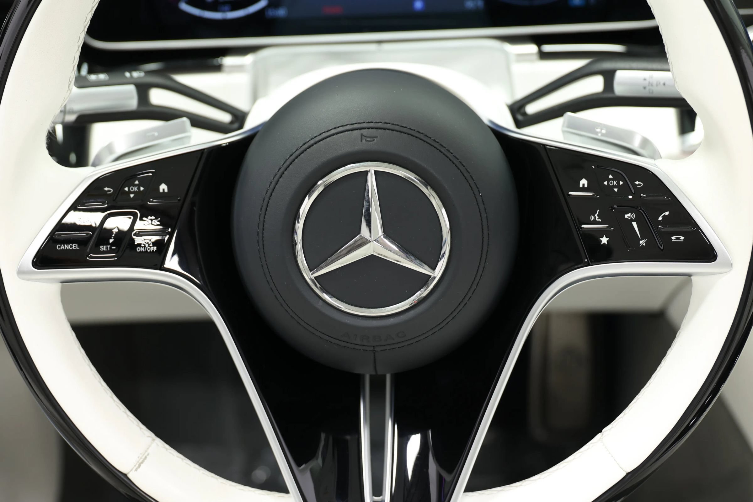 Used 2023 Mercedes-Benz Maybach S 580 4MATIC image 31