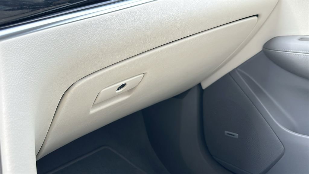 Certified 2022 Cadillac XT6 Premium Luxury image 22