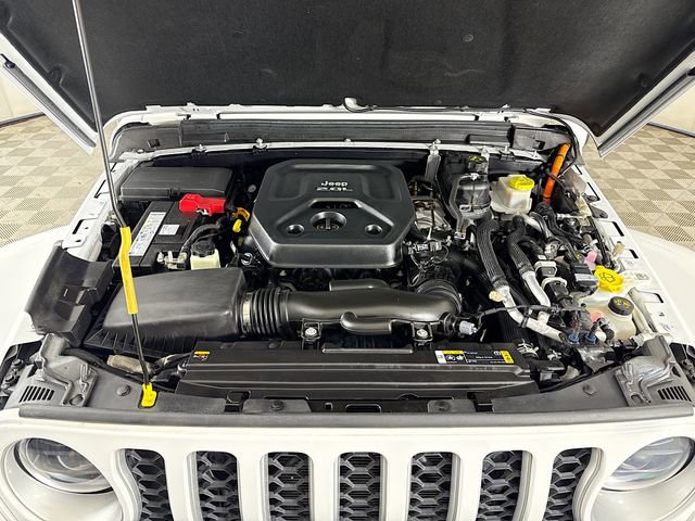 Used 2023 Jeep Wrangler Unlimited Sahara AWD/4WD image 28
