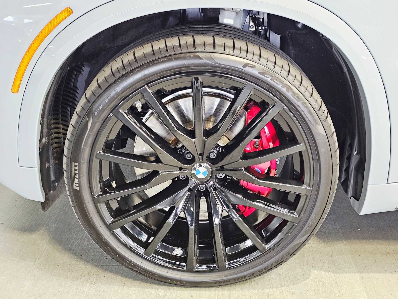 Used 2026 BMW X5 M60i AWD/4WD image 8