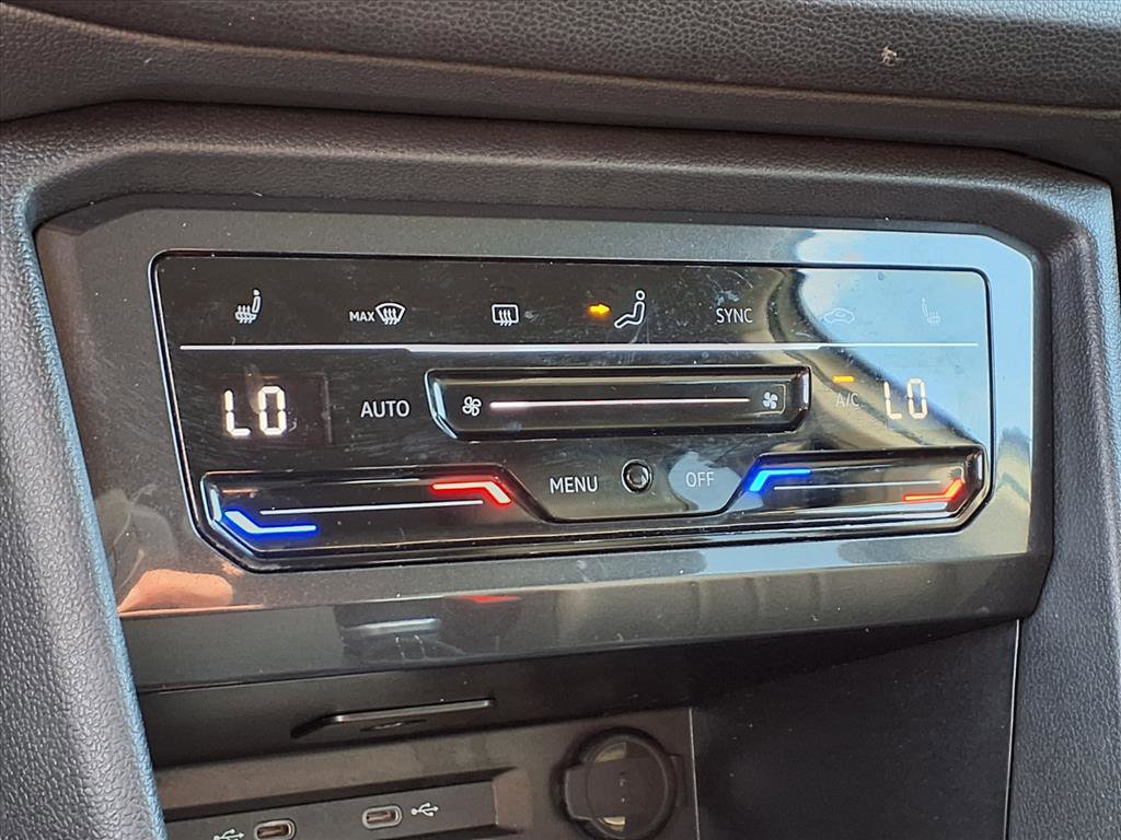 Used 2024 Volkswagen Tiguan Wolfsburg Edition image 11