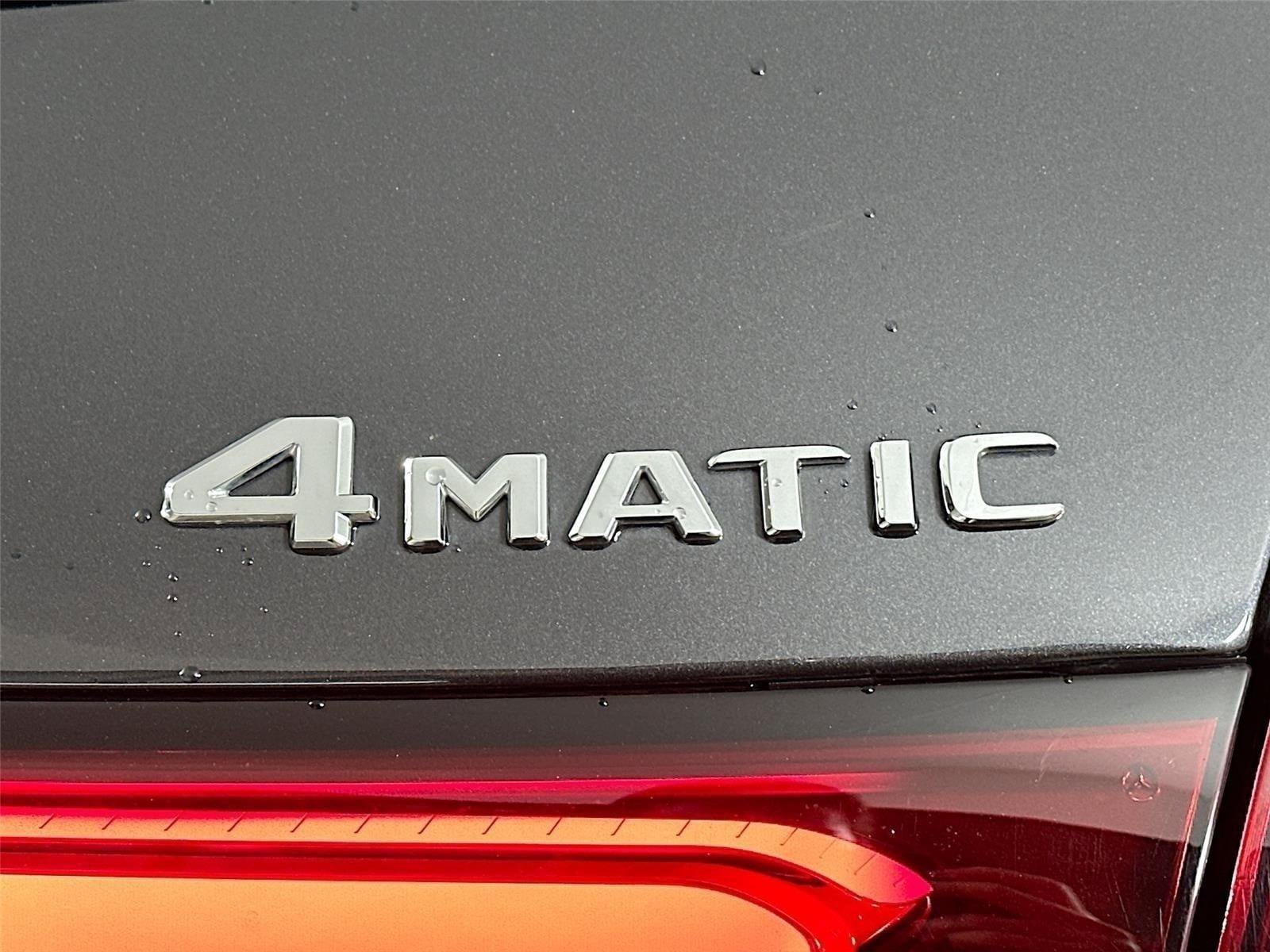 Certified 2025 Mercedes-Benz GLC 300 4MATIC image 11