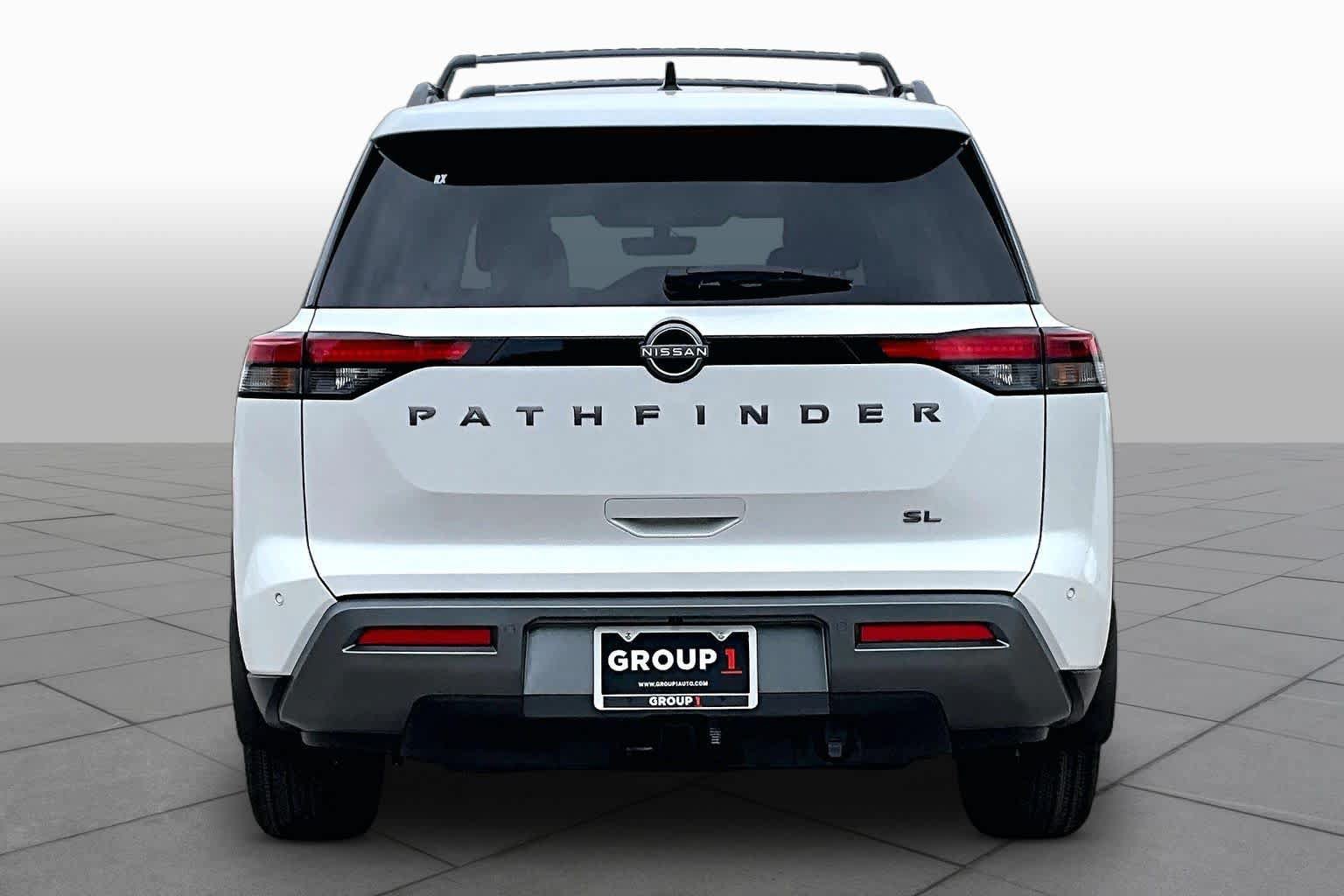 New 2026 Nissan Pathfinder SL FWD image 4