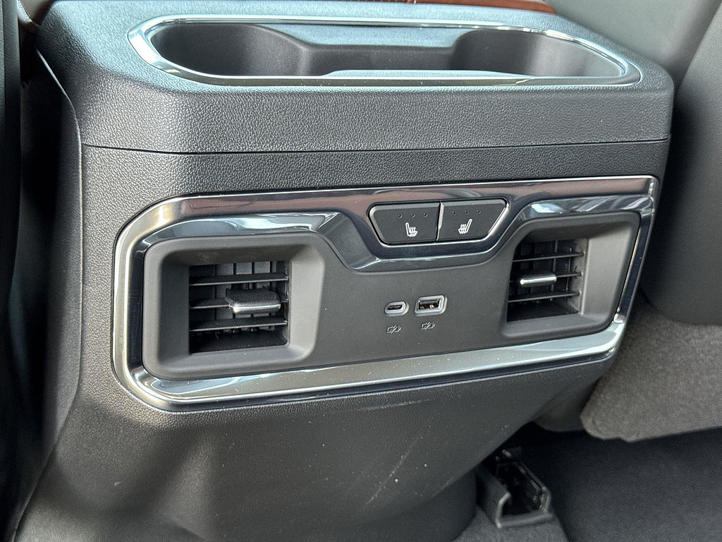 New 2026 GMC Sierra 1500 Denali Ultimate w/ LPO, Black Badging Package AWD/4WD image 26